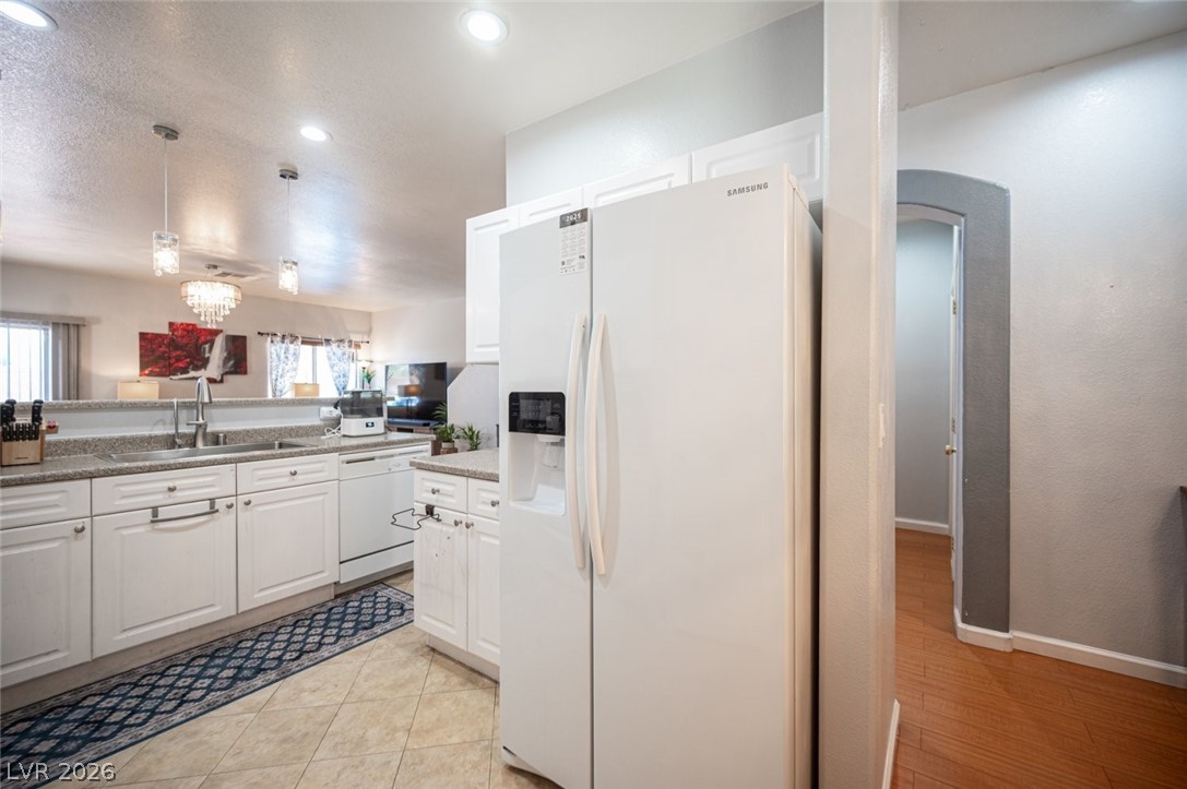 9322 Straw Hays Street 103 Las Vegas NV 89178