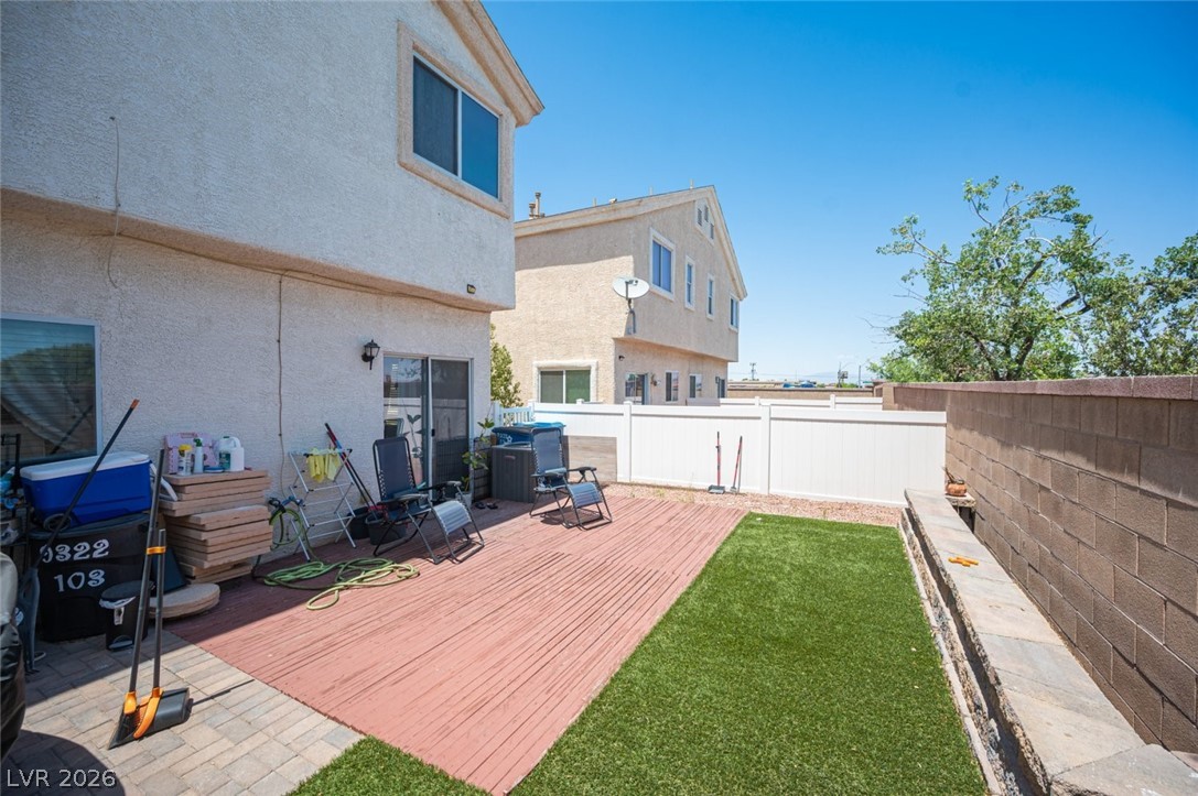 9322 Straw Hays Street 103 Las Vegas NV 89178