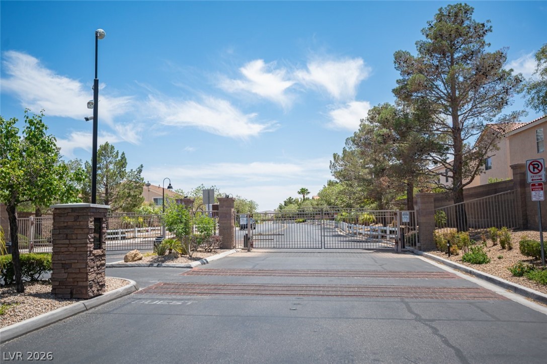 9322 Straw Hays Street 103 Las Vegas NV 89178