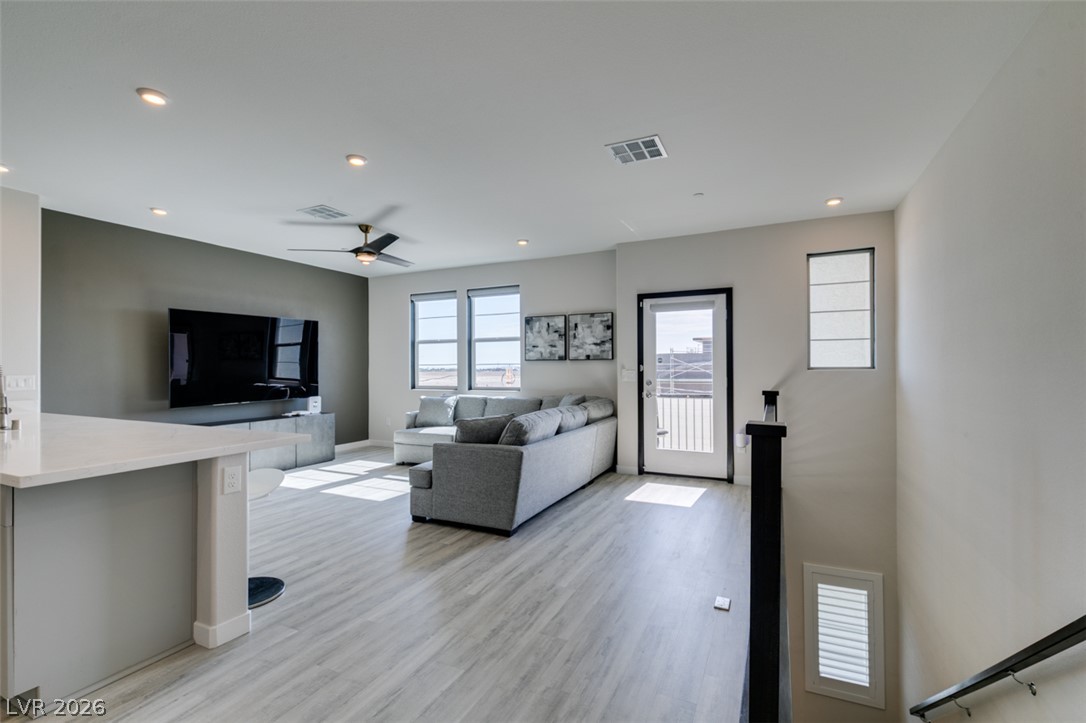 5618 Beguiling Falls Street Las Vegas NV 89148