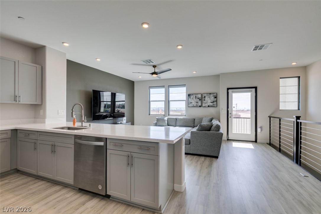5618 Beguiling Falls Street Las Vegas NV 89148