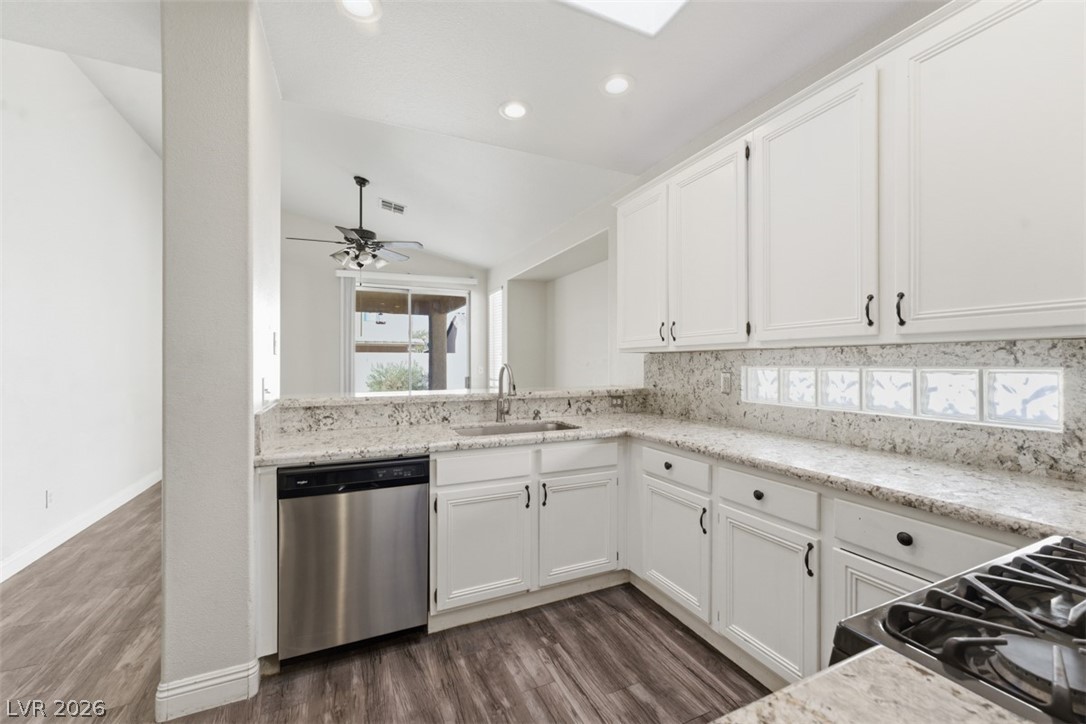 742 Canfield Point Avenue Las Vegas NV 89183