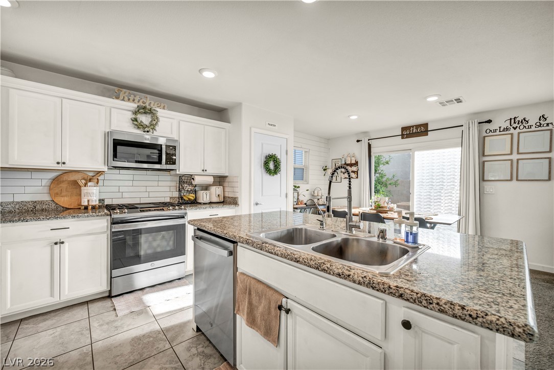 5037 Bloodhound Street Las Vegas NV 89122