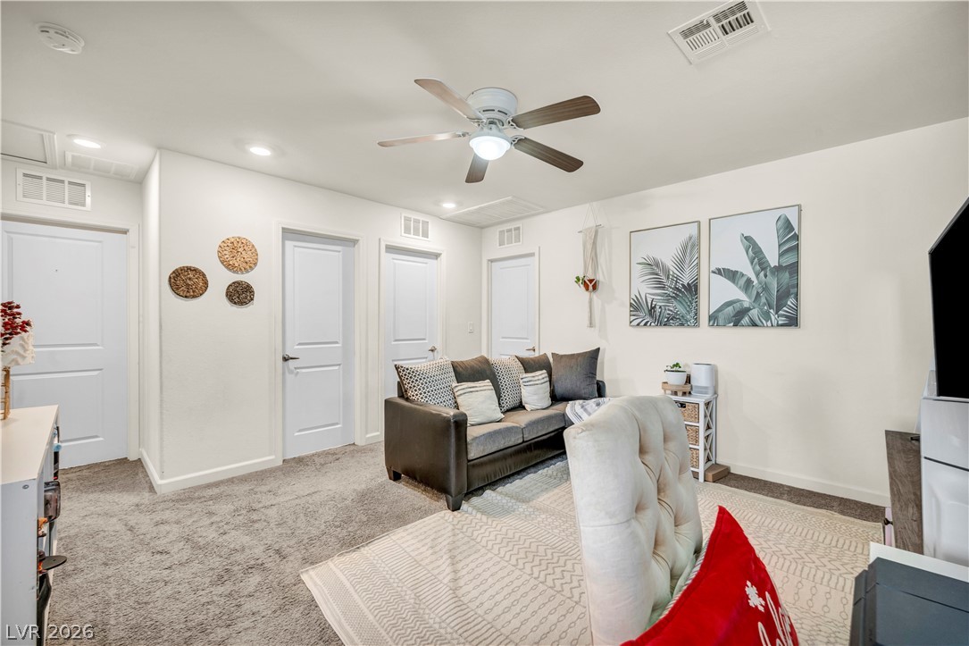 5037 Bloodhound Street Las Vegas NV 89122