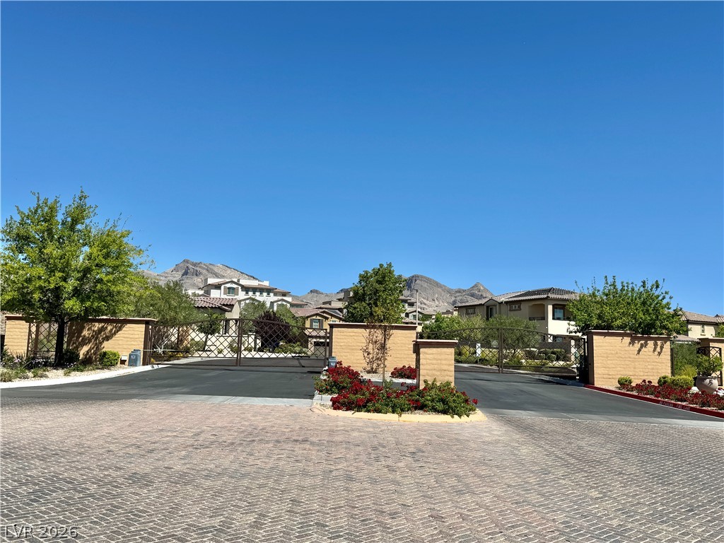 31 Berneri Drive Las Vegas NV 89138