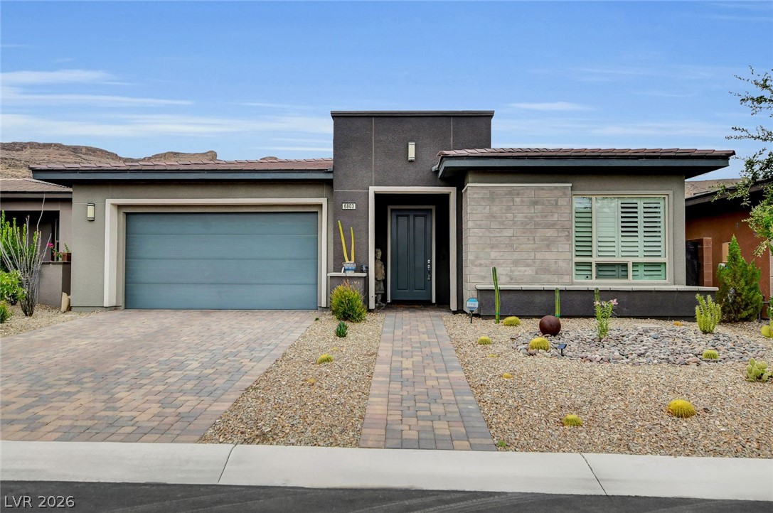 6803 Regency Crest Avenue Las Vegas NV 89148