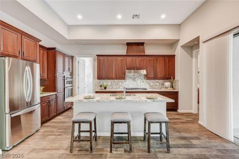 6803 Regency Crest Avenue Las Vegas NV 89148