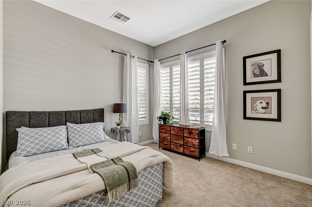 6803 Regency Crest Avenue Las Vegas NV 89148