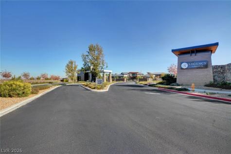 6803 Regency Crest Avenue Las Vegas NV 89148