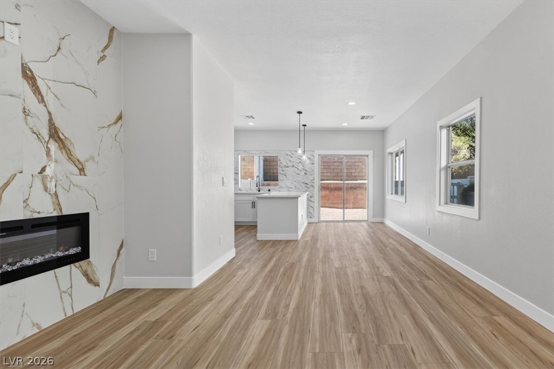 4627 Dealers Choice Way 102 Las Vegas NV 89122