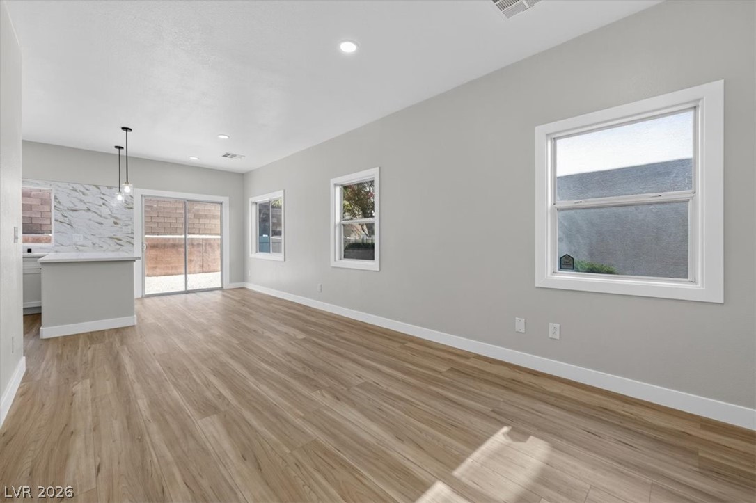 4627 Dealers Choice Way 102 Las Vegas NV 89122