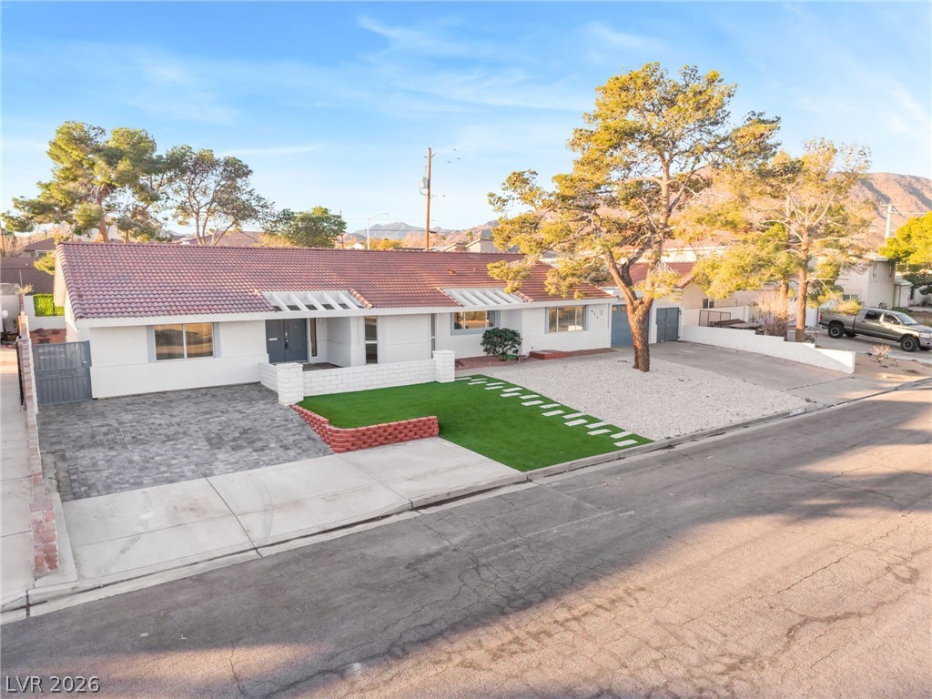 611 East Fairway Road Henderson NV 89015