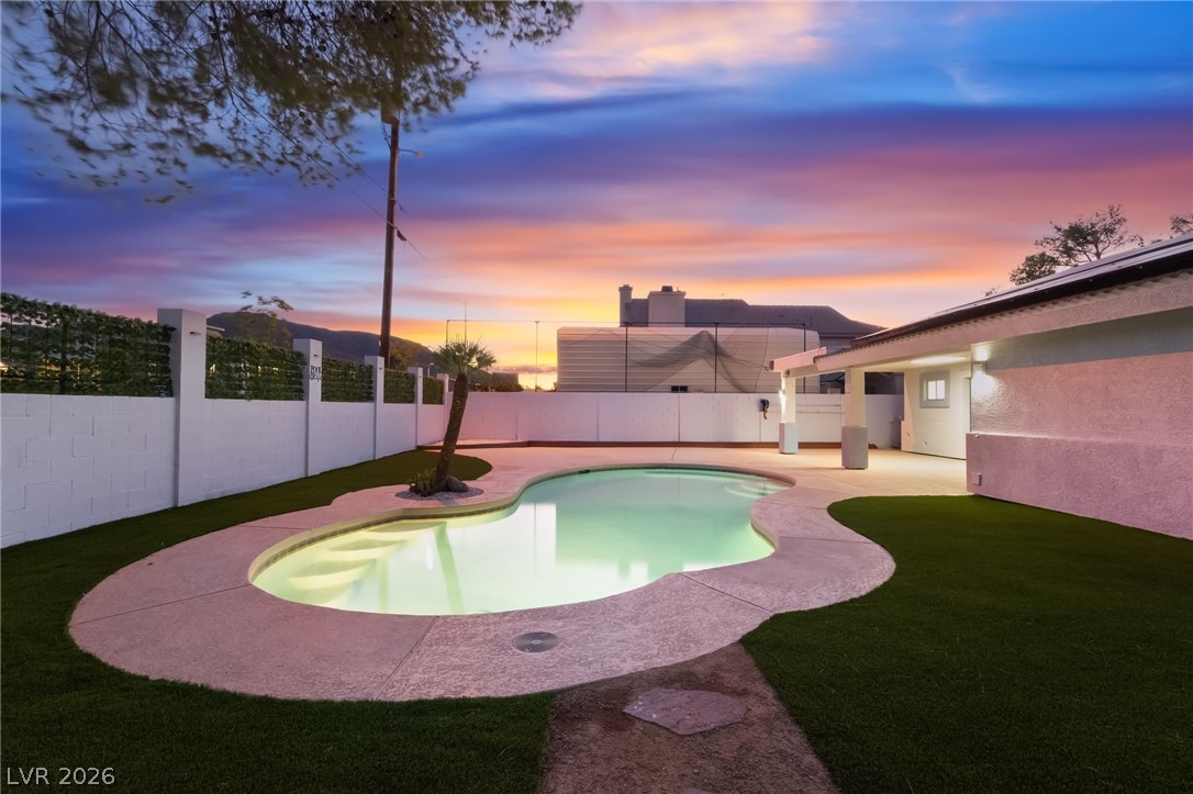 611 East Fairway Road Henderson NV 89015
