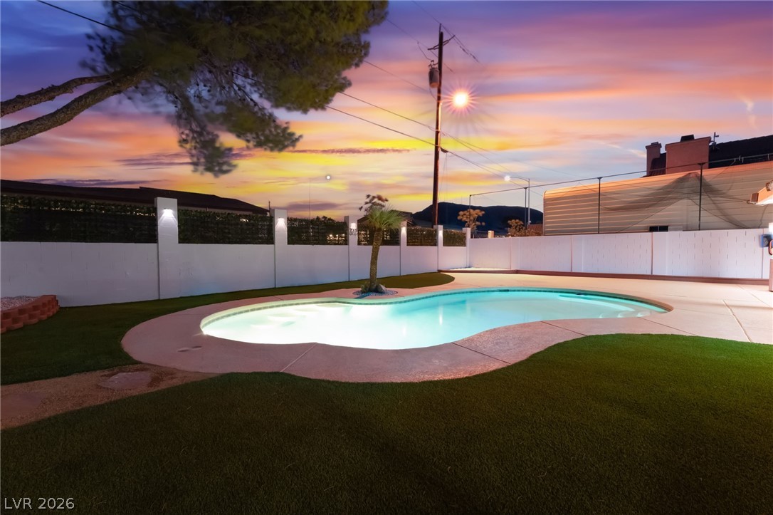 611 East Fairway Road Henderson NV 89015
