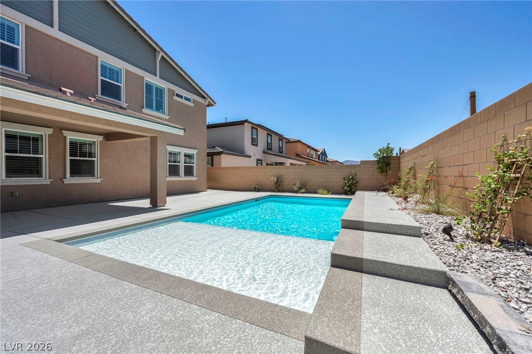 1137 Green Lovebird Street Henderson NV 89011