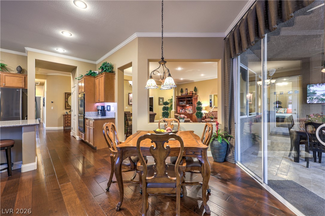 7869 Mosaic Harbor Avenue Las Vegas NV 89117