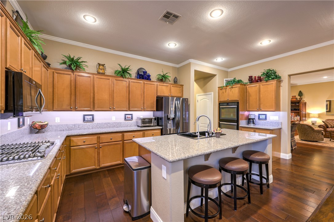 7869 Mosaic Harbor Avenue Las Vegas NV 89117