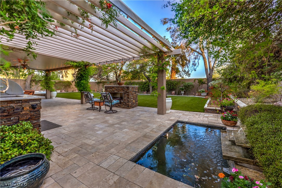 7869 Mosaic Harbor Avenue Las Vegas NV 89117