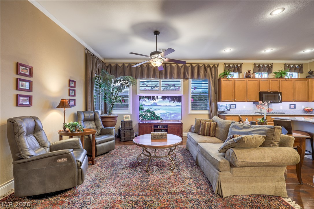 7869 Mosaic Harbor Avenue Las Vegas NV 89117
