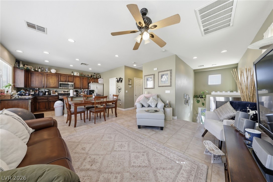 9553 Dawning Heat Street Las Vegas NV 89178