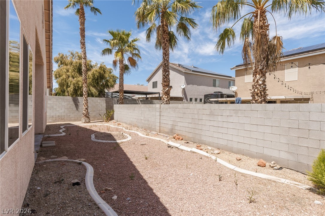 8916 Loggers Mill Avenue Las Vegas NV 89143