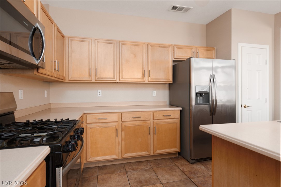 8916 Loggers Mill Avenue Las Vegas NV 89143