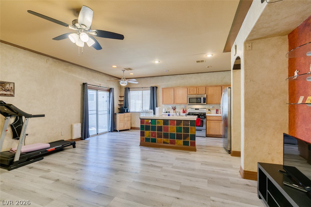8104 Lanceleaf Avenue Las Vegas NV 89131