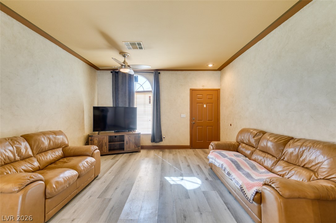 8104 Lanceleaf Avenue Las Vegas NV 89131