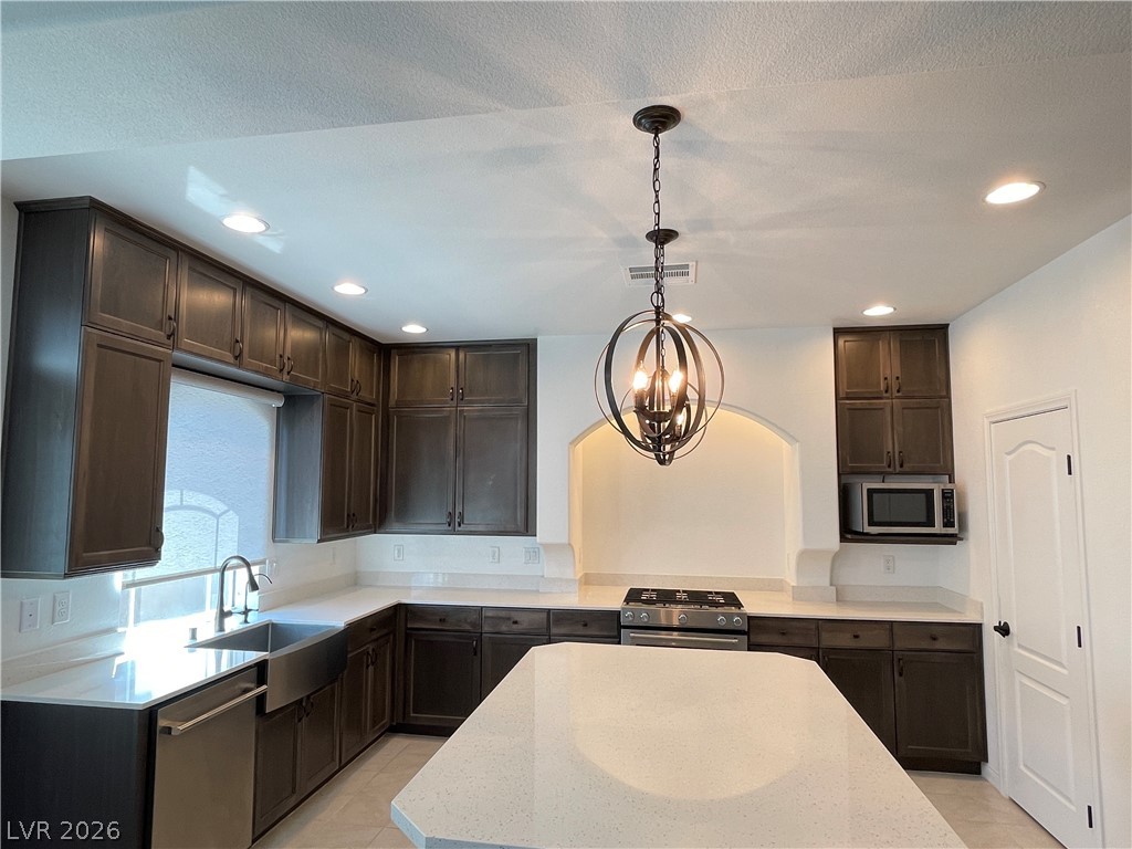 7008 Steele Canyon Street Las Vegas NV 89118