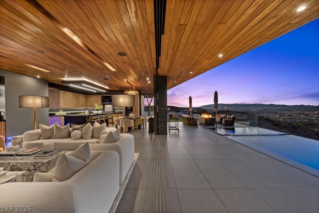 641 Dragon Peak Drive Henderson NV 89012