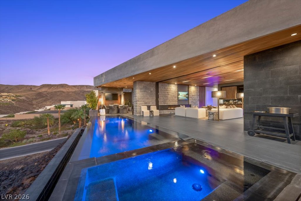 641 Dragon Peak Drive Henderson NV 89012