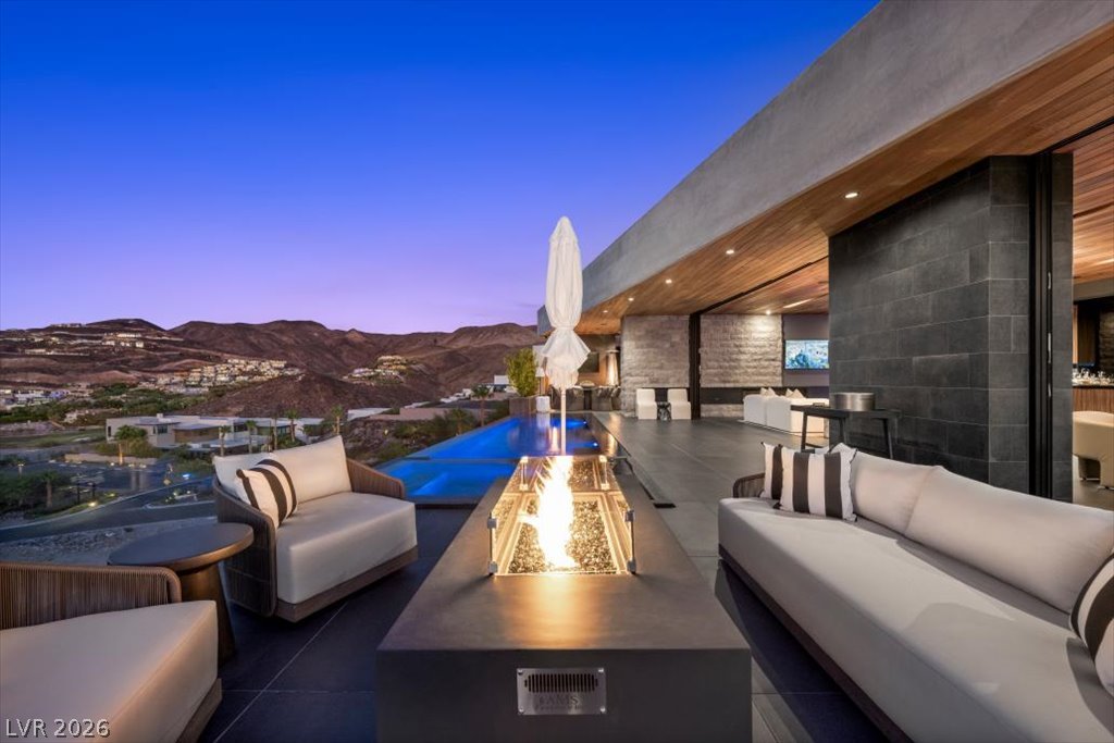 641 Dragon Peak Drive Henderson NV 89012