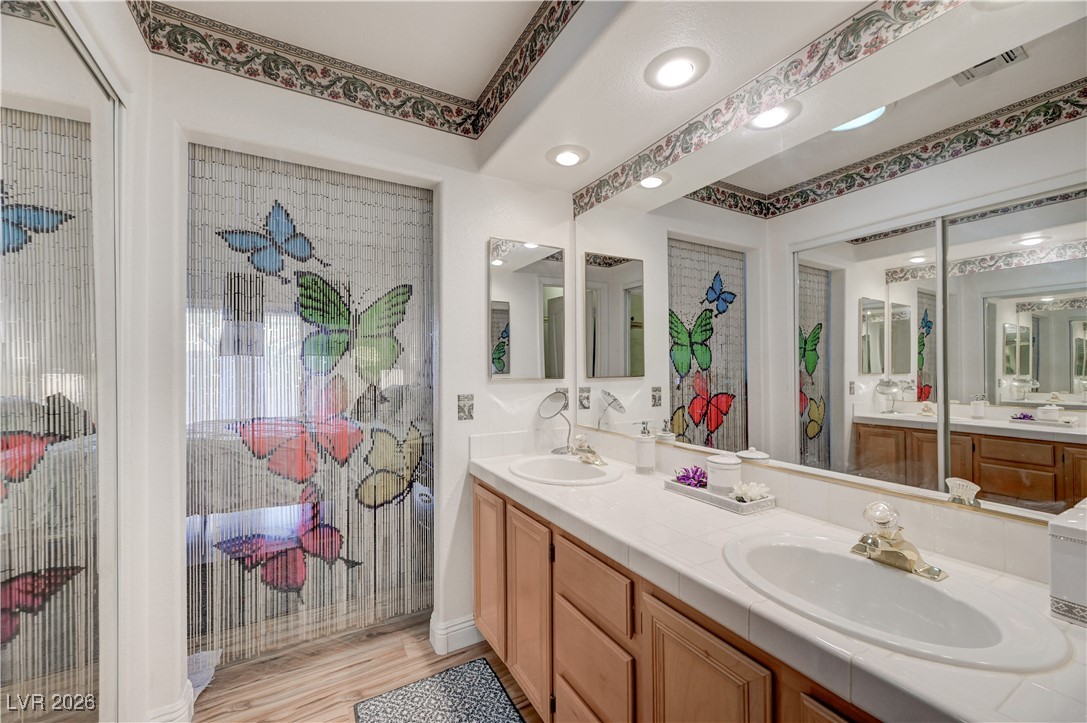 5671 Whale Watch Street Las Vegas NV 89113