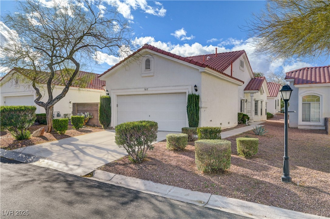 5671 Whale Watch Street Las Vegas NV 89113