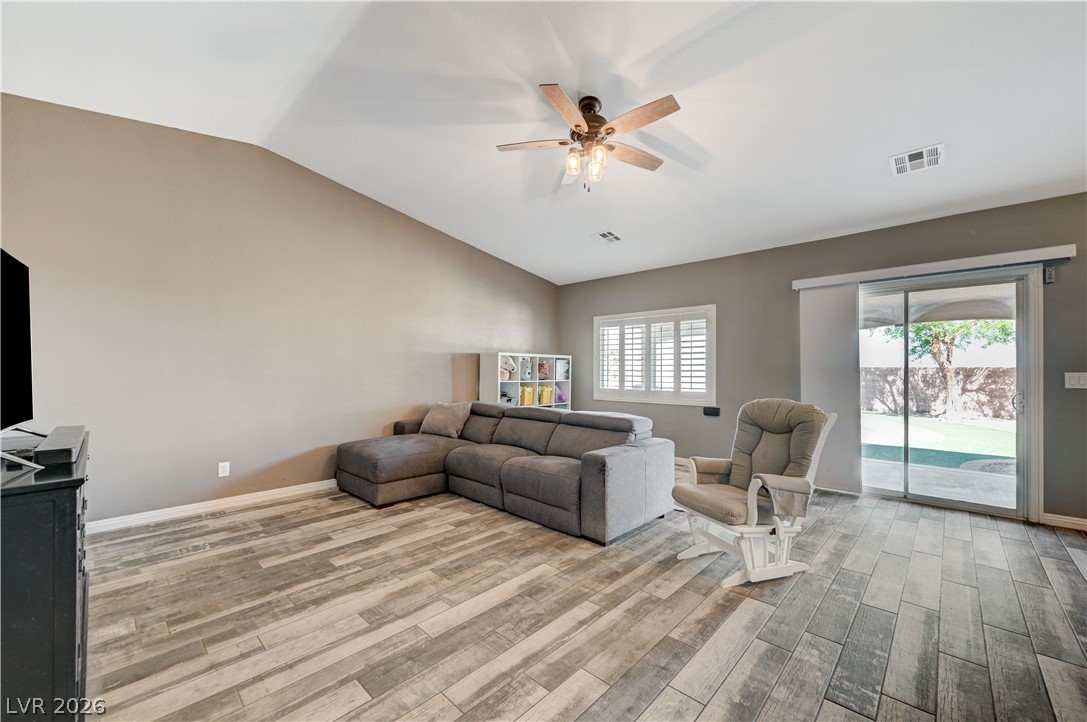 10308 Chestnut Sweet Street Las Vegas NV 89131