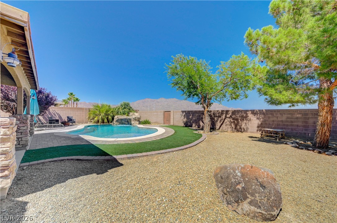 10308 Chestnut Sweet Street Las Vegas NV 89131