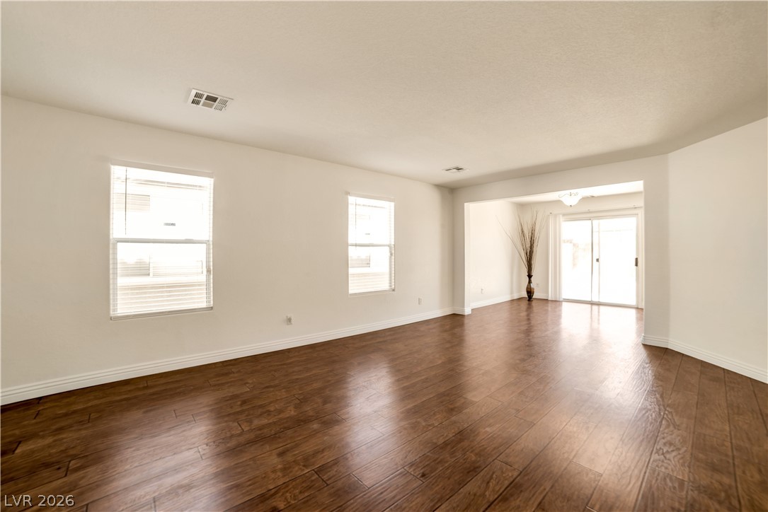 10274 Chigoza Pine Avenue Las Vegas NV 89135