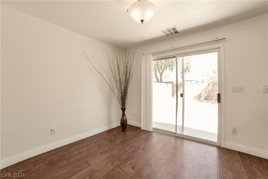 10274 Chigoza Pine Avenue Las Vegas NV 89135