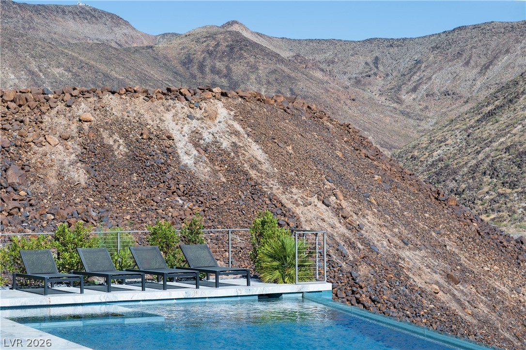 1205 Amber Rim Drive Henderson NV 89012