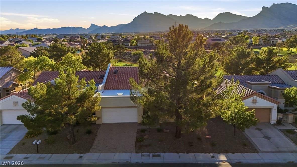 2011 Capestone Street Las Vegas NV 89134