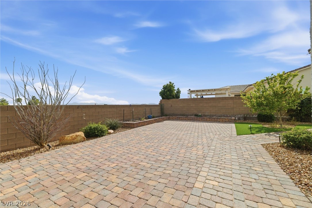 8260 Sweetwater Creek Way Las Vegas NV 89113