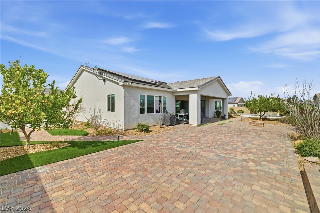 8260 Sweetwater Creek Way Las Vegas NV 89113