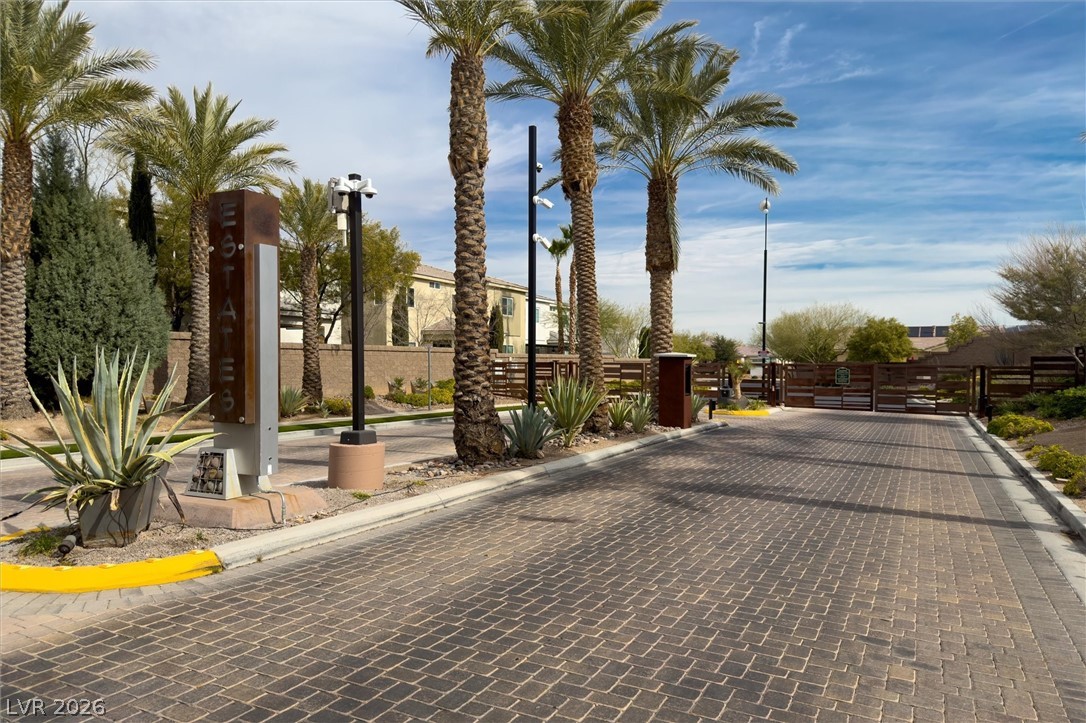 8260 Sweetwater Creek Way Las Vegas NV 89113