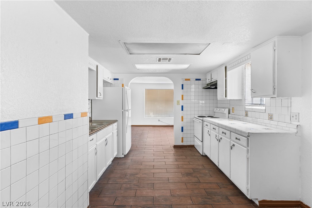 1615 Eastwood Drive Las Vegas NV 89104