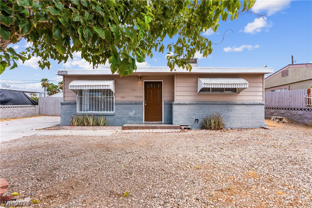 1615 Eastwood Drive Las Vegas NV 89104