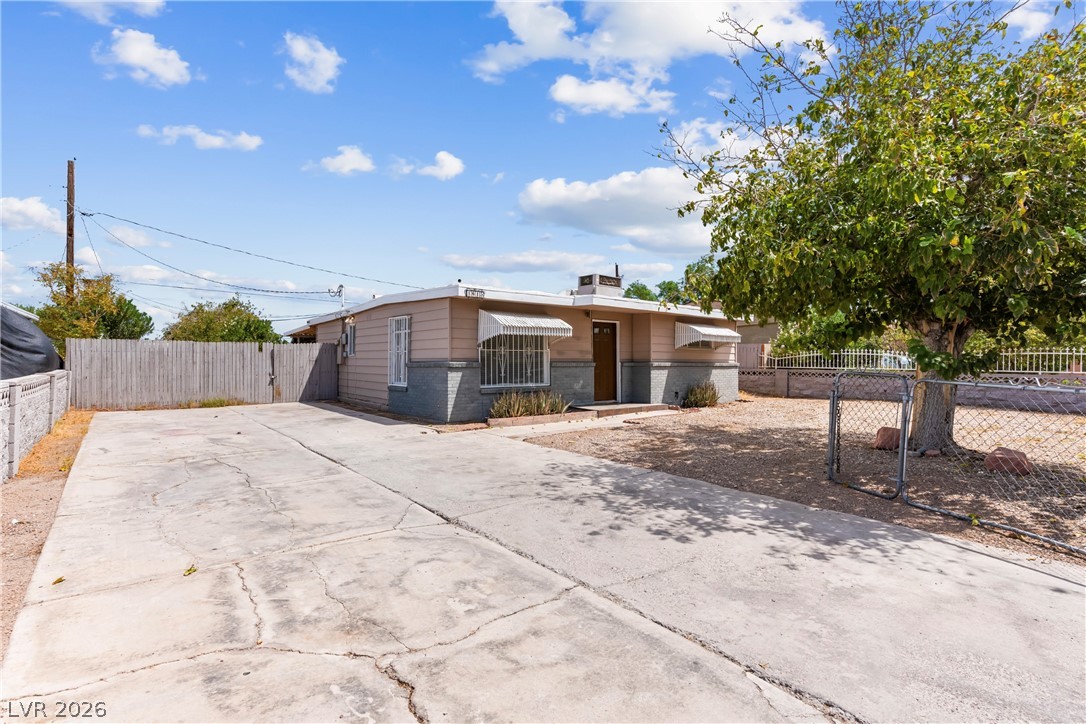 1615 Eastwood Drive Las Vegas NV 89104