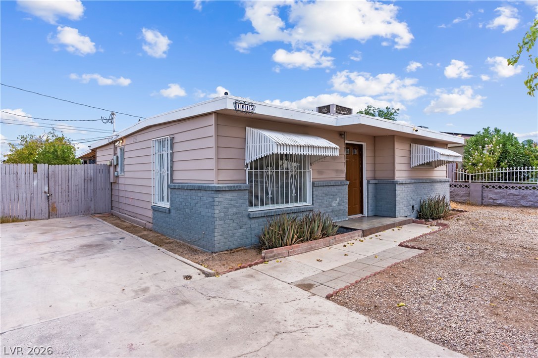 1615 Eastwood Drive Las Vegas NV 89104