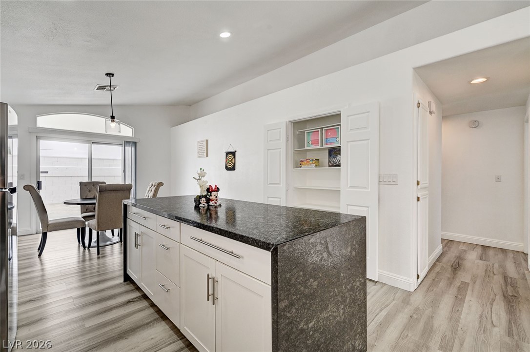8127 Chambersberg Street Las Vegas NV 89147
