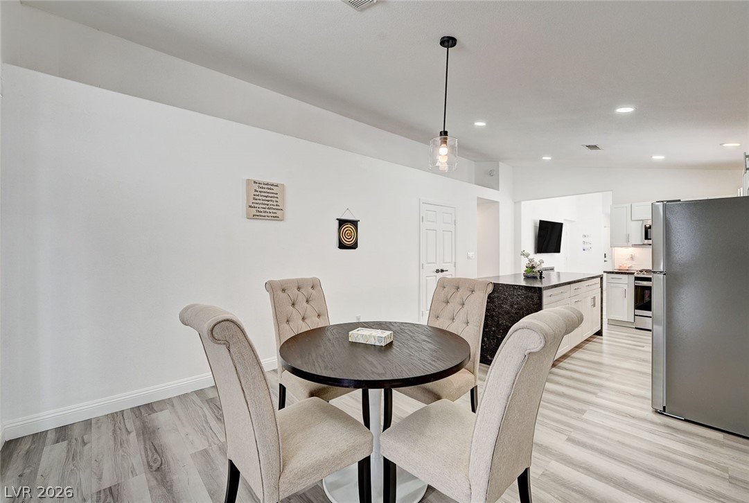 8127 Chambersberg Street Las Vegas NV 89147
