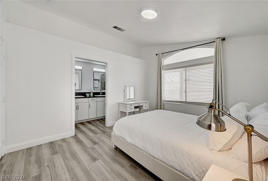 8127 Chambersberg Street Las Vegas NV 89147